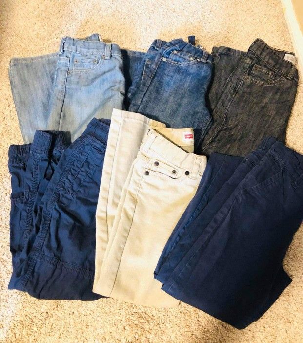 Lot of 6 boys kids jeans. Size 7.