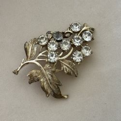 Coro Vintage Brooch 