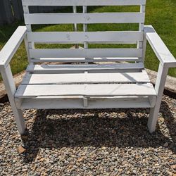 White Pallet Bench 