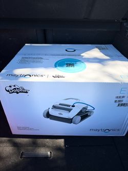 Dolphin Explorer E10 Robotic Pool Vacuum Cleaner, 0 Minute Battery Life, 1 Each