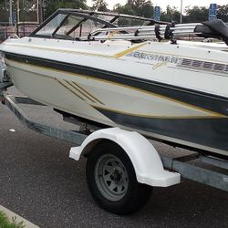 1989 Glastron Sierra