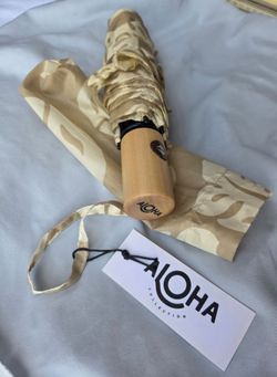 NWT ALOHA Collection Laule'a Umbrella Creme on Dune Limited Edition