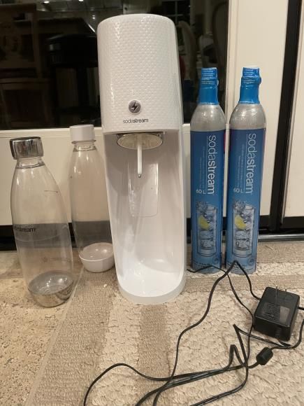 Soda Stream, bottles and CO2