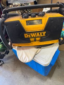 Dewalt Construction radio tool