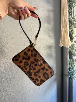 Leopard print bag