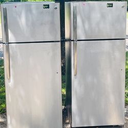 Delivery available working refrigerators all colors