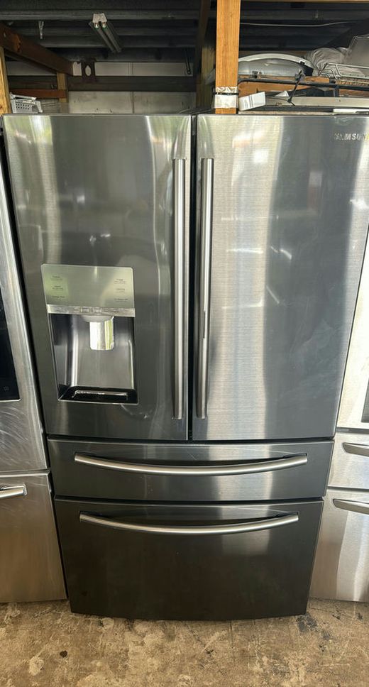 Samsung 4-Door Refrigerator (French Door Fridge with Drawer Freezer) - Water Dispenser LED Lighting