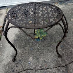 Small Iron Plant Stand
