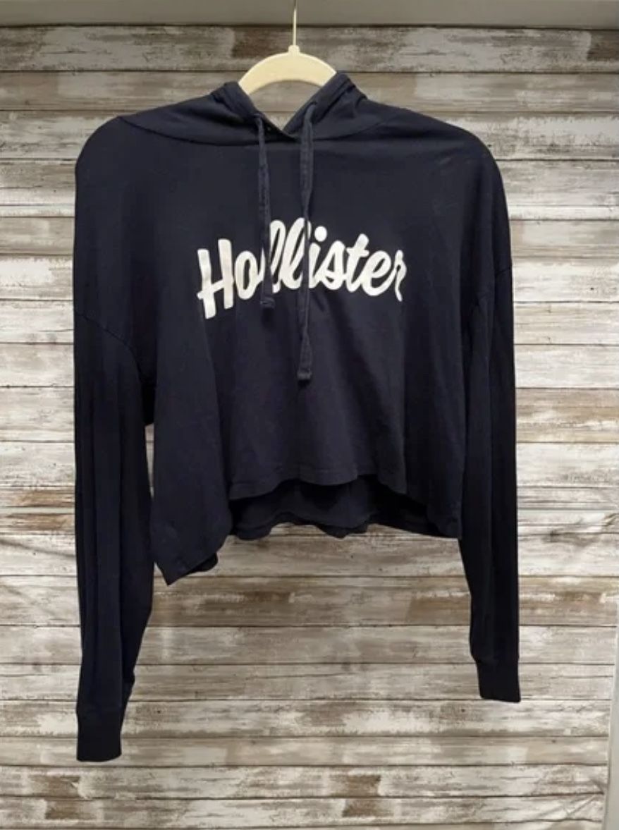 Hollister Women’s Small Navy Cropped Hoodie Long Sleeve Boyfriend Tee