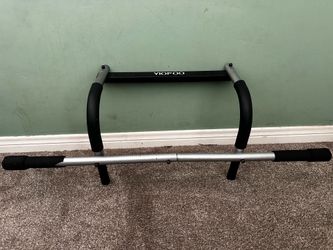 Over the door, chin up bar