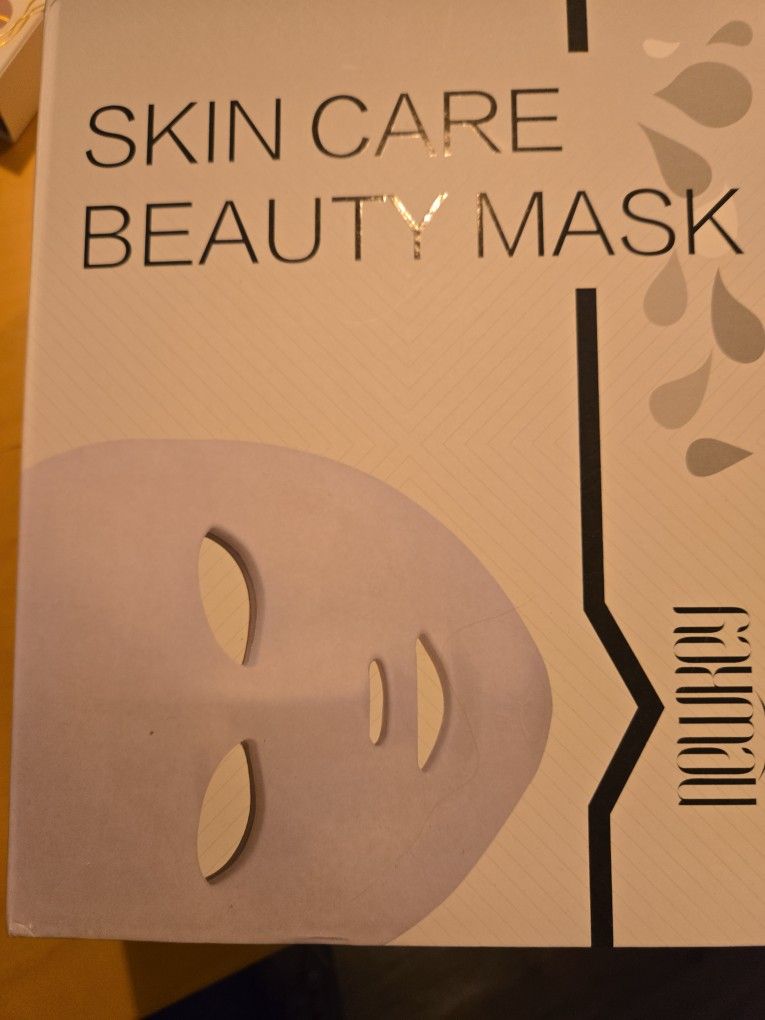 LED Therapy Mask