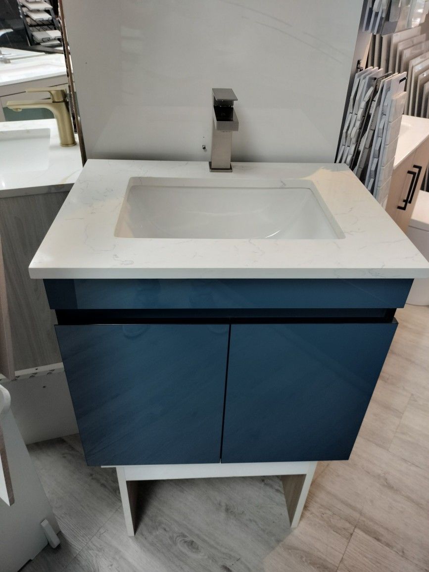 Bathroom Vanity 24" Lavamano barato for Sale in Hialeah, FL OfferUp
