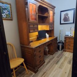 HEKMAN Office Desk with Hutch and Filing Cabinet