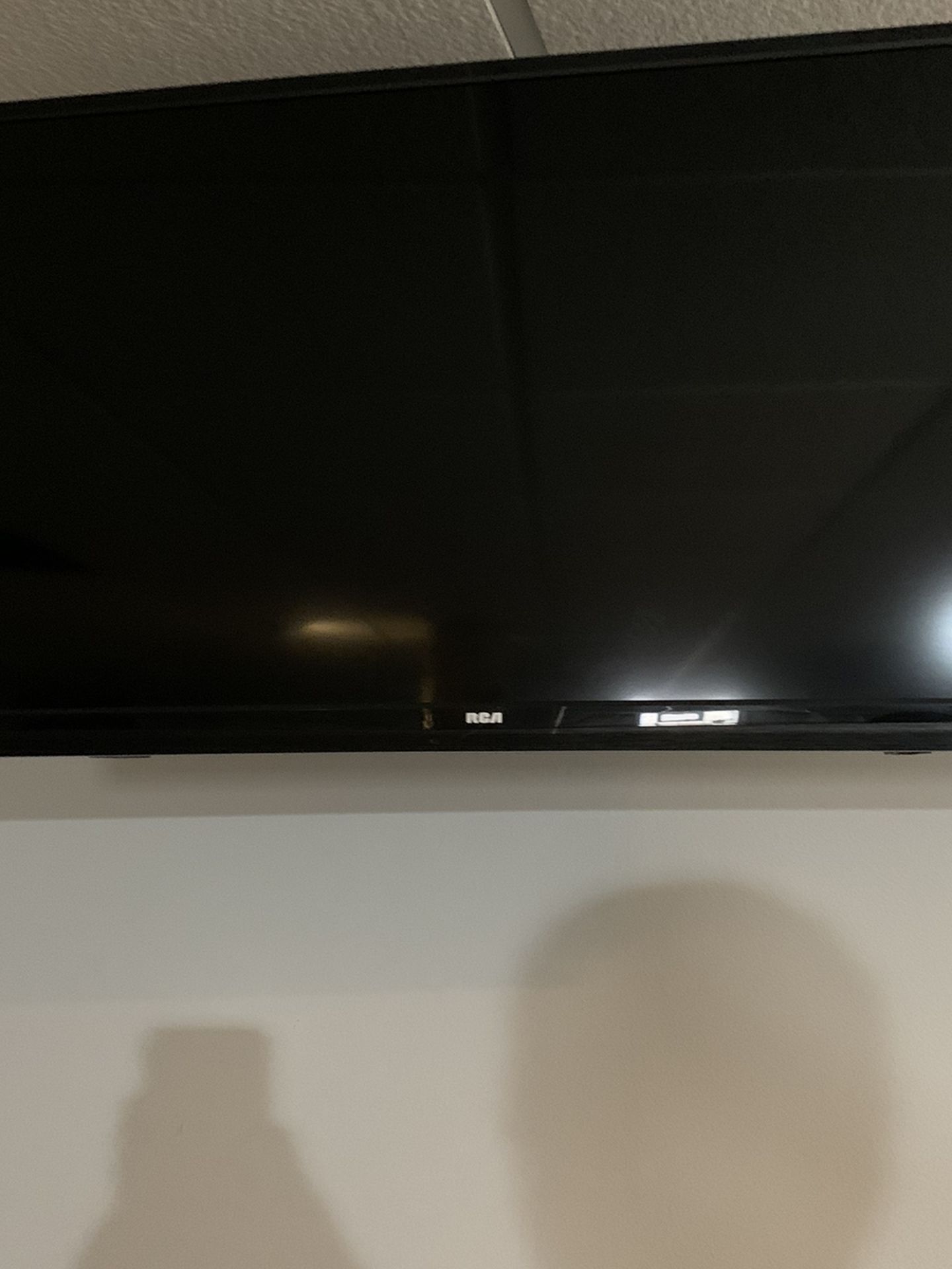 Samsung And RCA Tv 32in
