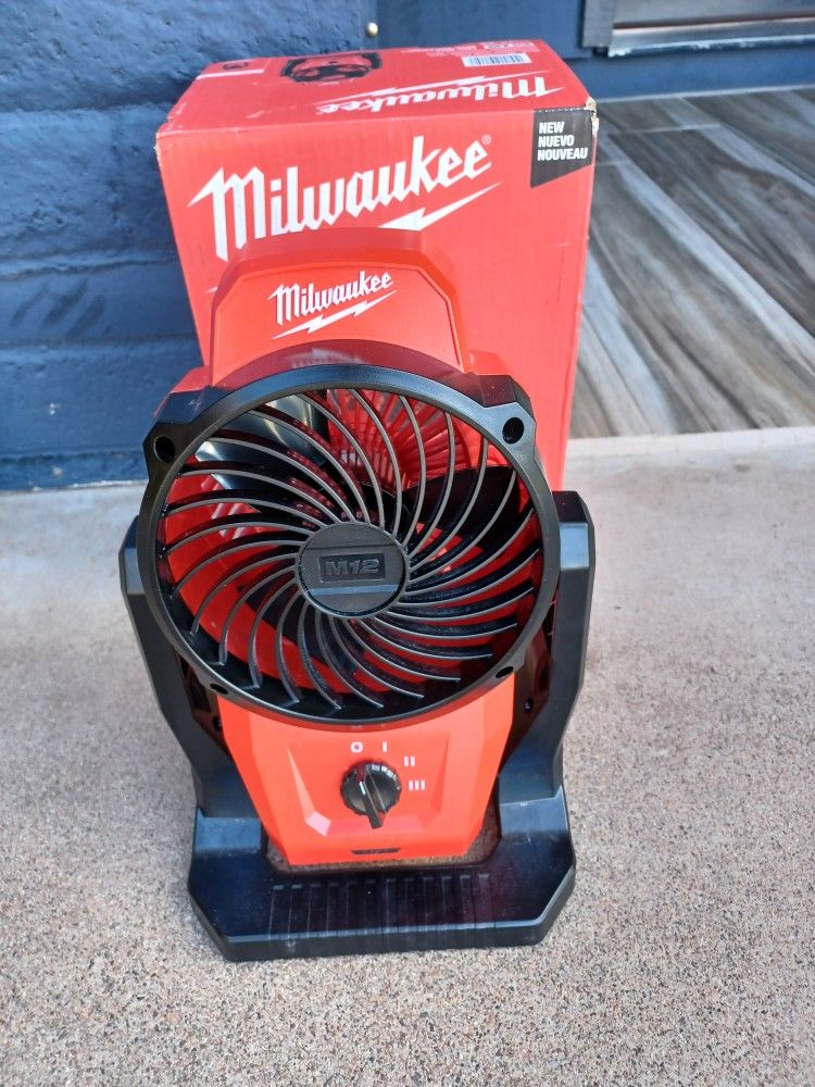 FAN MILWAUKEE M12 TOOL ONLY 