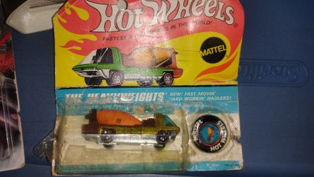 3 Hot Wheels Redlines