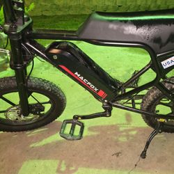 350W Macfox M19, only 100 Miles, Up To 20 Mph And 20 Mile Range