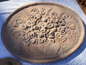 Flat/Wall Antique Statue