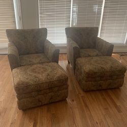 Living Room Chairs 