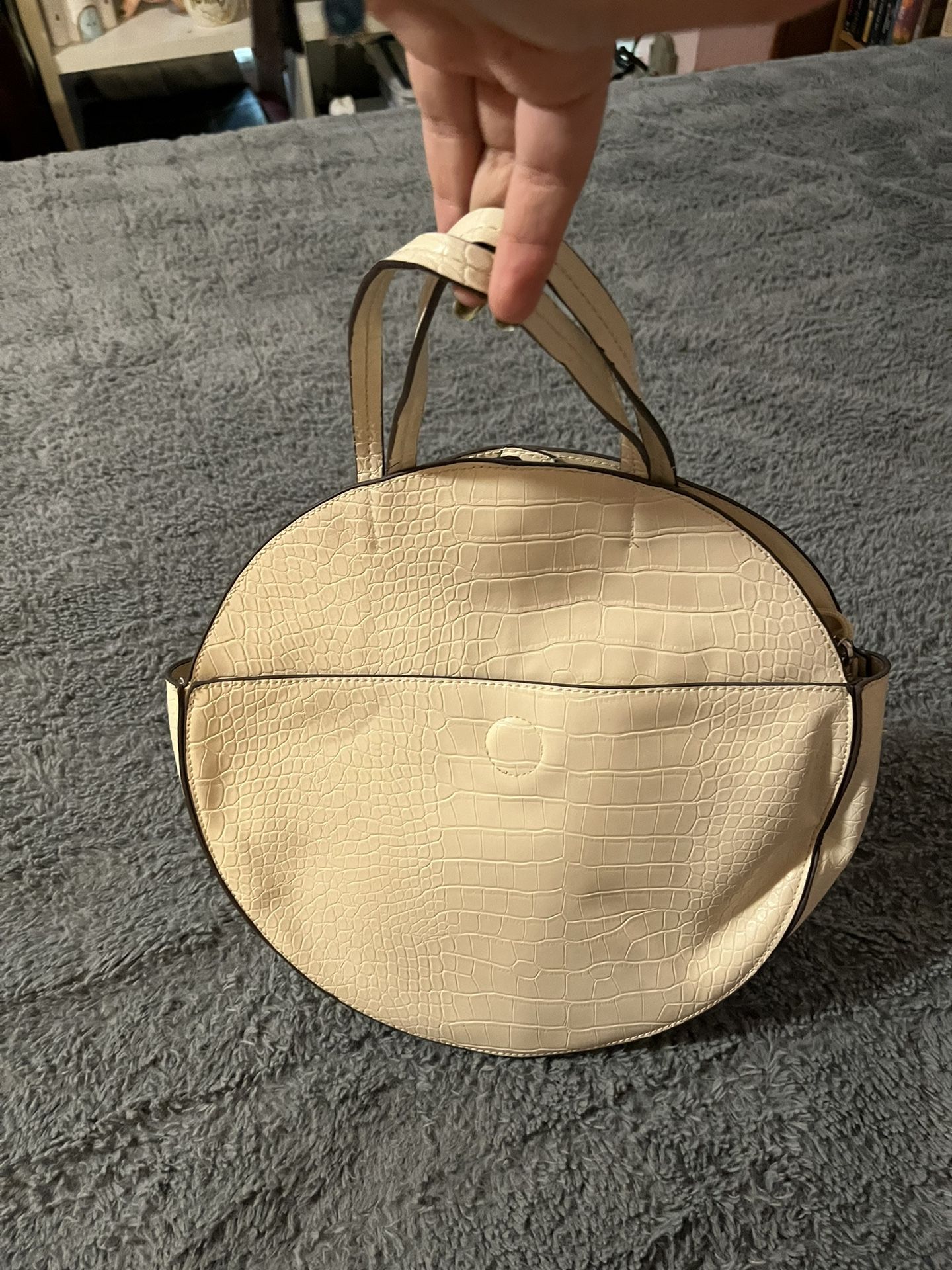 Beige Tambourine purse