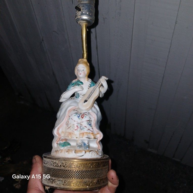 Vintage Porcelain Table Lamp