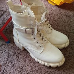 White Boots 8.5