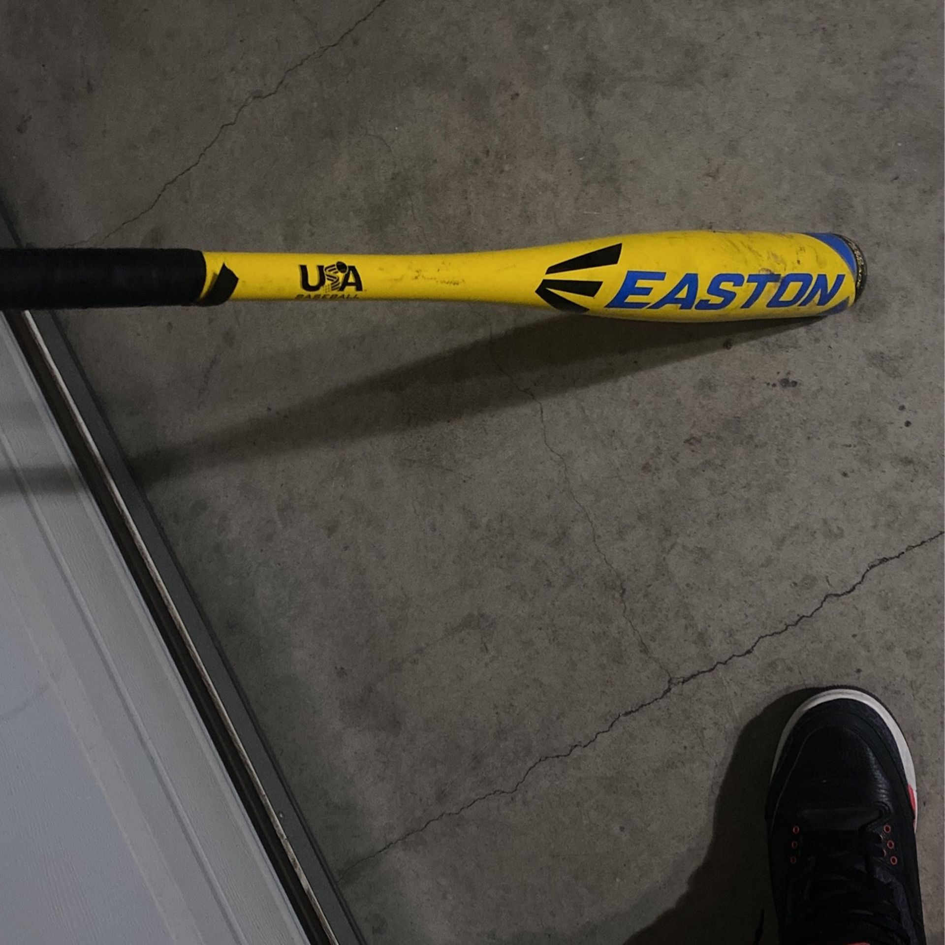 29 Inch Easton Baseball Bay USA Approved