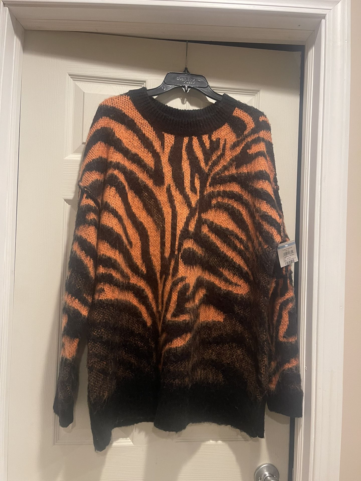 Women’s Sweater 