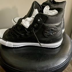Black Leather converse M8 W10 NEW NEVER WORN