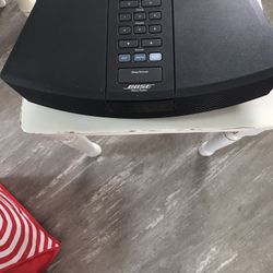 Bose   Am Fm Alarm  Clock $50 