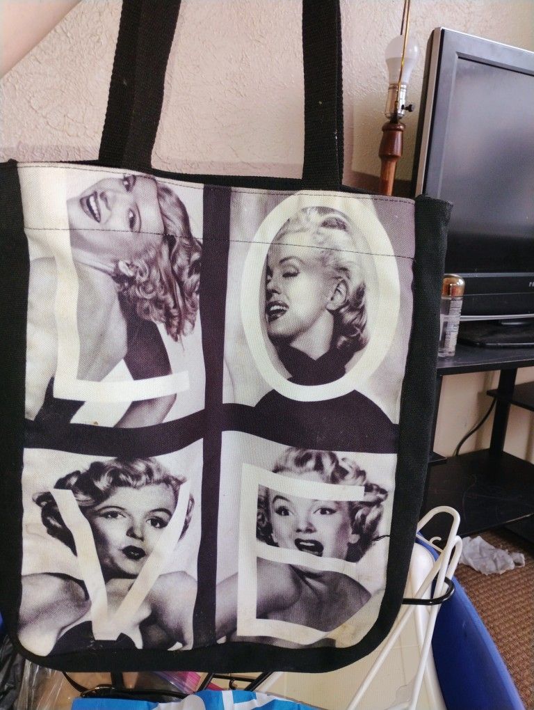 Marlin Monroe Tote Bag
