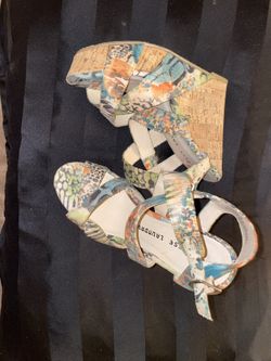 Wedges By Chinese laundry