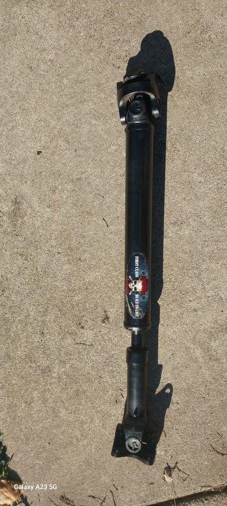 Cherokee Rear Driveshaft. Adam's.
