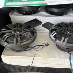 4 Speaker  8’’. $100