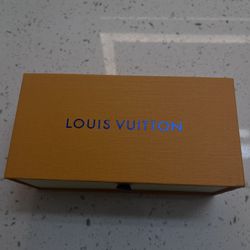 Louis Vuitton glasses/ Shades