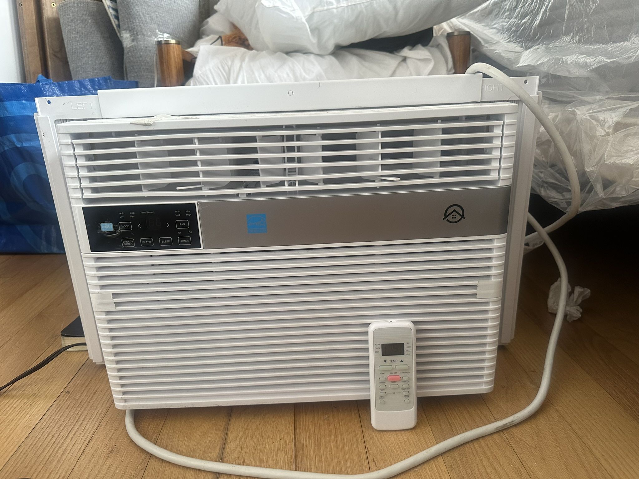 12,000 BTU Air Conditioner