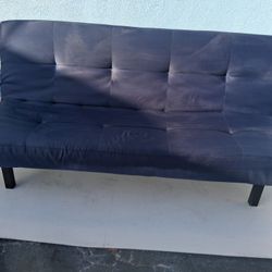 CLEAN FUTON: 5.5FT LONG 2.7 FT TALL