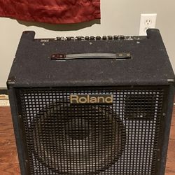 Roland KC500 Amplifier