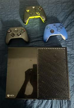 Xbox One Console with TV