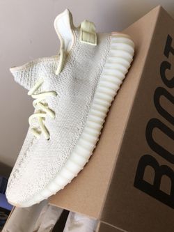 Yeezy 350 boost size 9