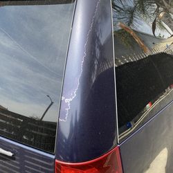 Chevy Tahoe 08 tail light top cover