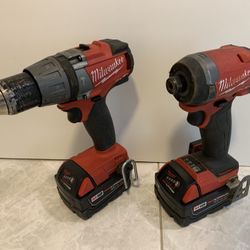 Milwaukee 2953-20 2704-20 M18 FUEL 18V Lithium-Ion Brushless Cordless Hammer Drill and Impact Driver Combo Kit (2-Tool) with 2 Batteries