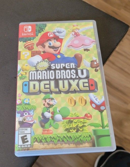 NINTENDO SWITCH NEW SUPER MARIO BROS U DELUXE 