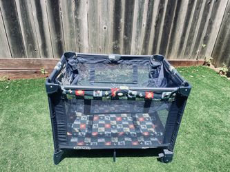 GRACO PACK AND PLAY! FREE!