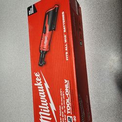 Milwaukee M12 Ratchet 