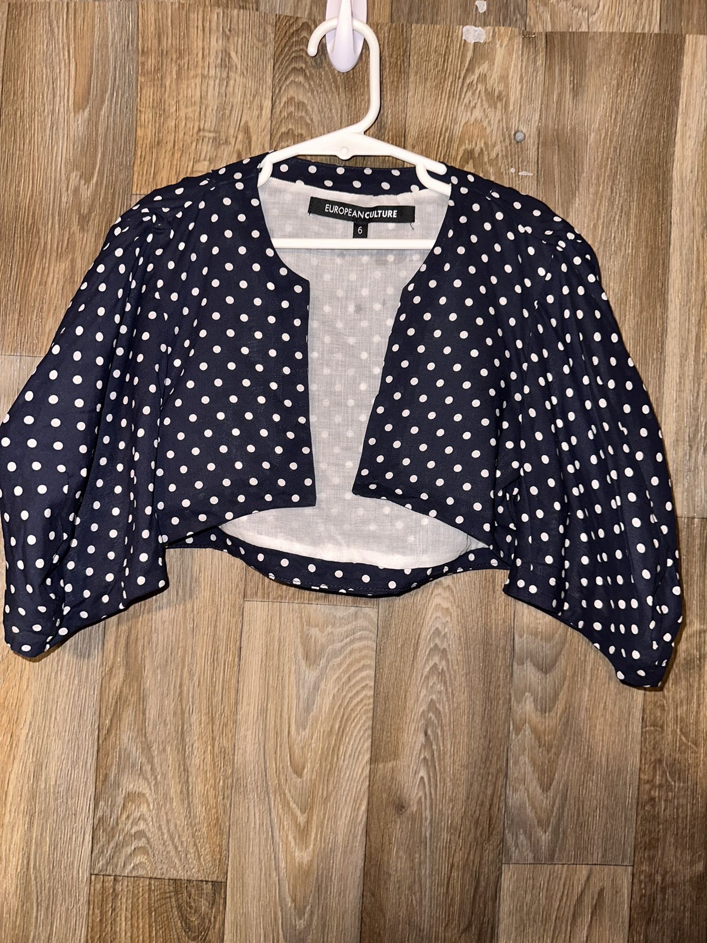 European Culture Girls Crop Cardigan Size 6