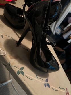 Black heels 6.5