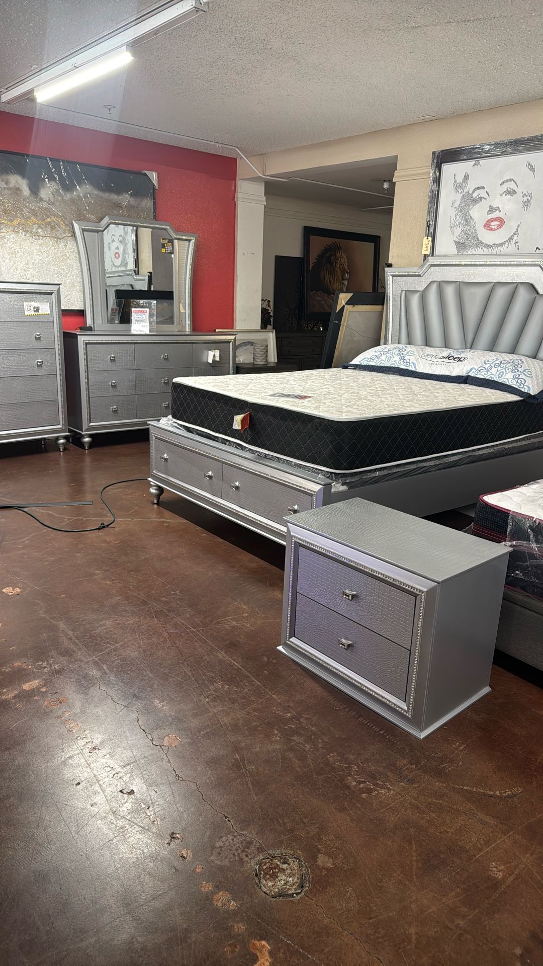 Five Piece Queen Bedroom Set