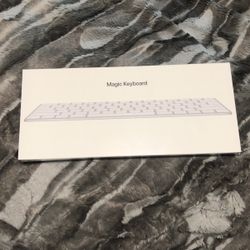 Apple Magic Keyboard - New