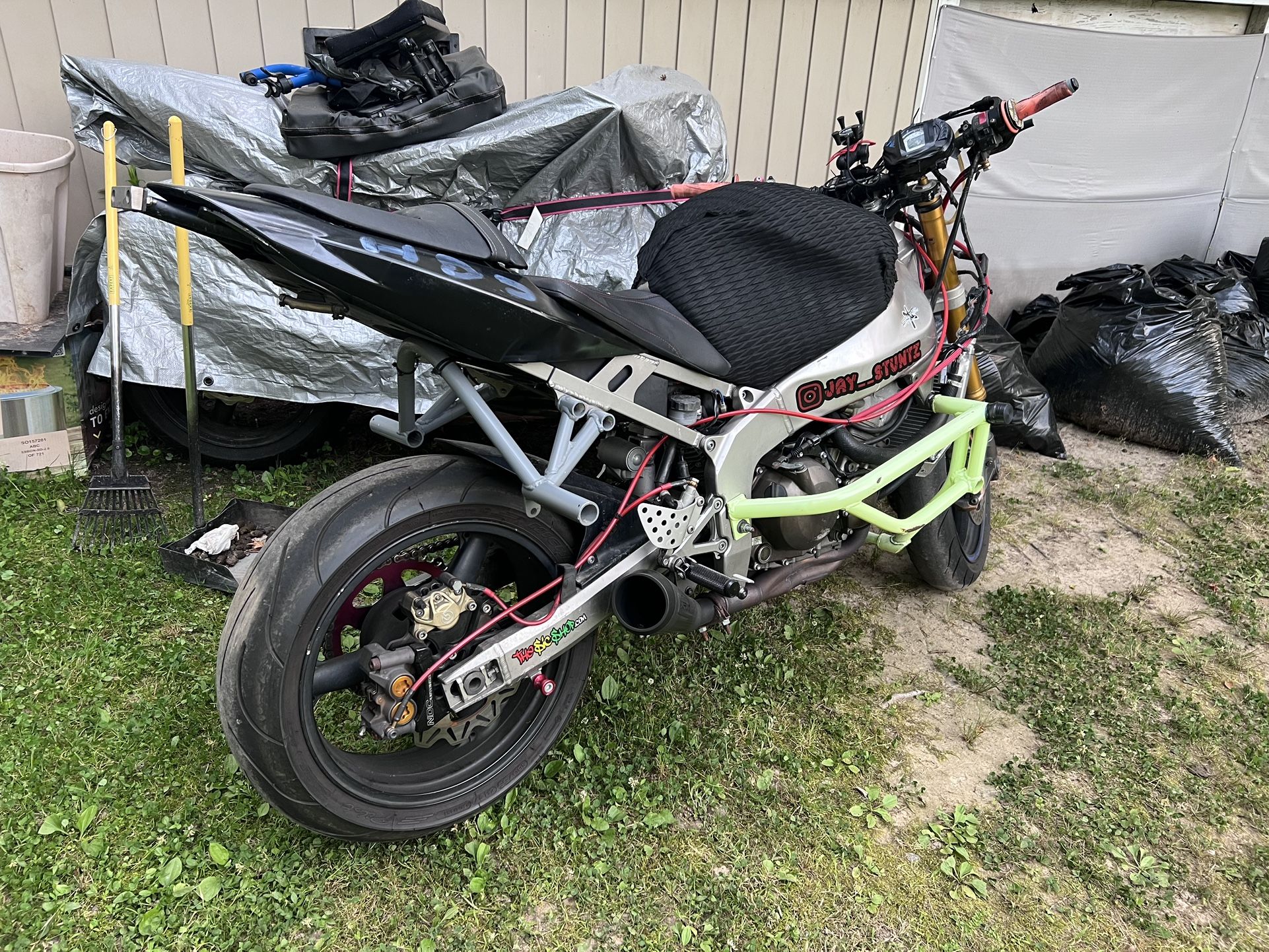 2003 Zx6r 636 Stunt Bike